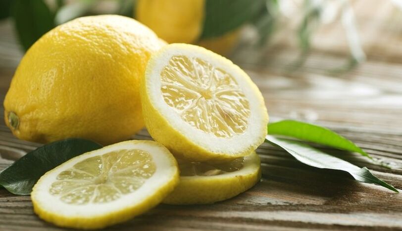 الليمون لصنع شاي التخسيس